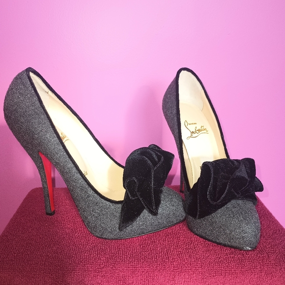 👠Christian Louboutin Iconic Wool "Lady Page" Red Bottom Heels (MSRP $740) - Picture 5 of 9